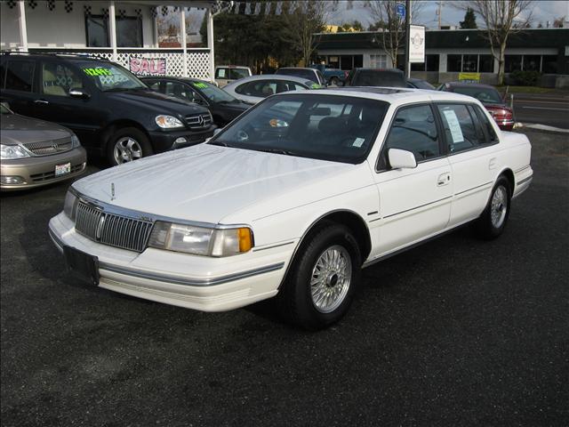 Lincoln Continental 1992 photo 0