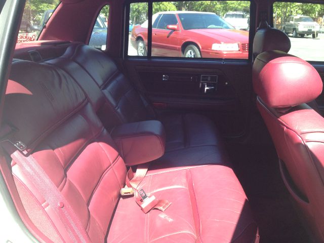 Lincoln Continental 1993 photo 2