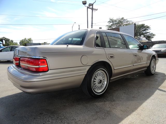 Lincoln Continental 1994 photo 3