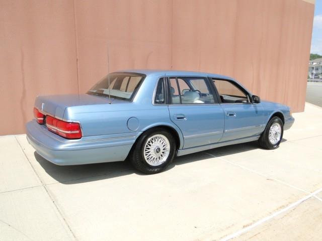 Lincoln Continental 1994 photo 4