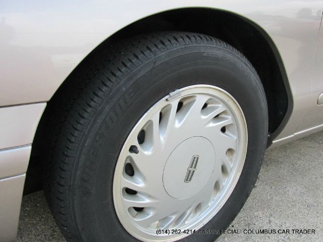 Lincoln Continental 1995 photo 2
