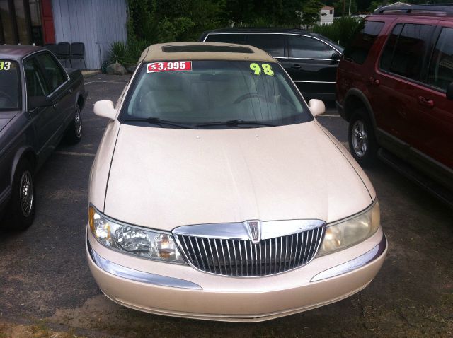 Lincoln Continental Base Sedan