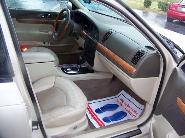 Lincoln Continental 2000 photo 2