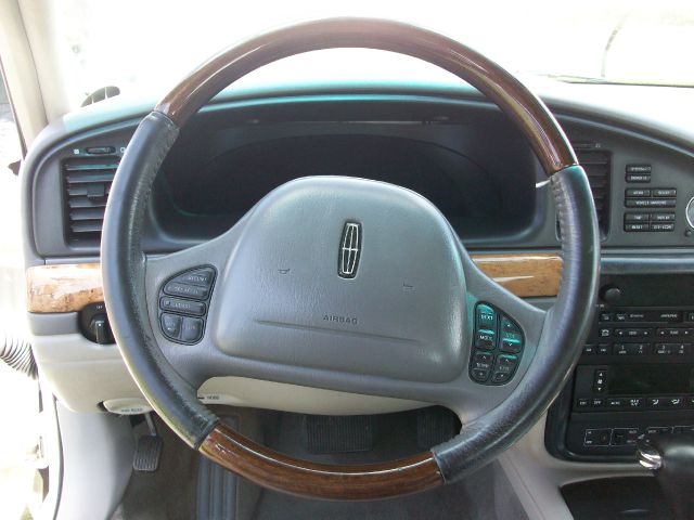 Lincoln Continental 2000 photo 15