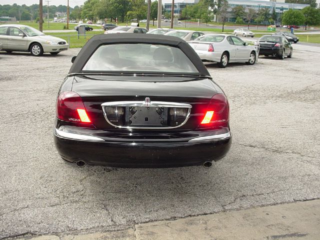 Lincoln Continental 2001 photo 3