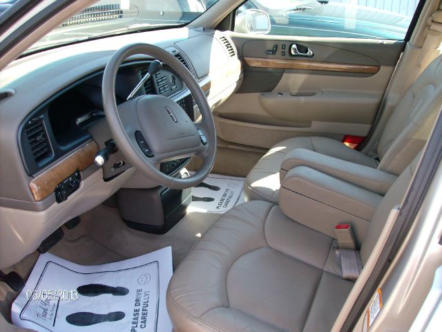 Lincoln Continental 2001 photo 2