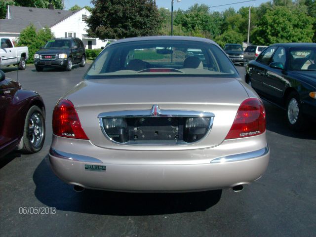 Lincoln Continental 2001 photo 4