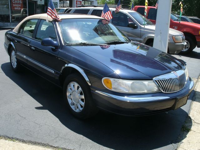 Lincoln Continental 2001 photo 2