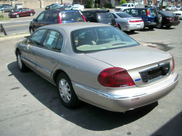 Lincoln Continental 2001 photo 1