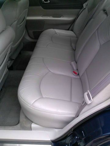 Lincoln Continental 2001 photo 2