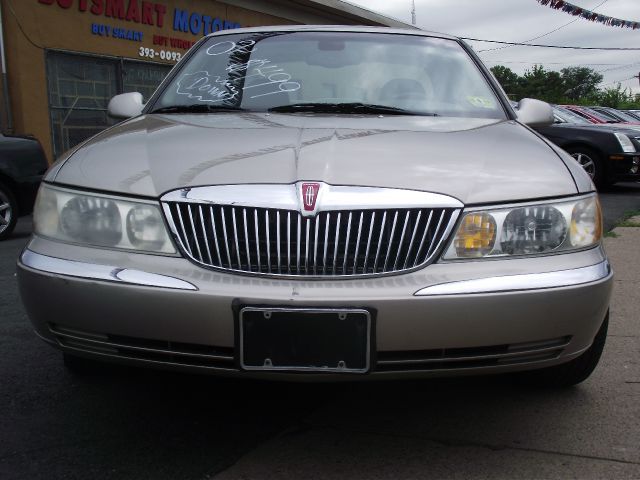 Lincoln Continental 2002 photo 2