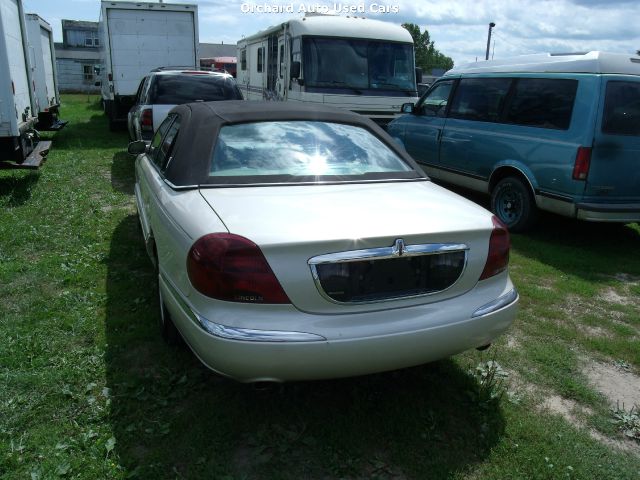Lincoln Continental 2002 photo 3