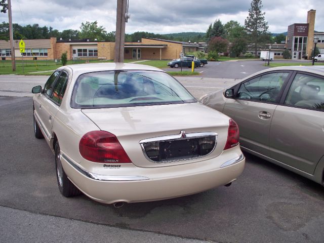 Lincoln Continental 2002 photo 1