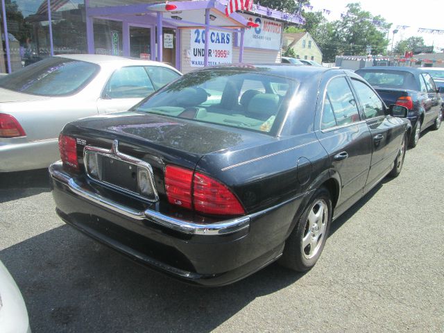 Lincoln LS SE-R Sedan
