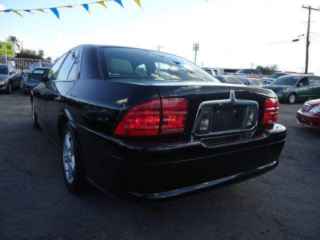 Lincoln LS 2000 photo 1