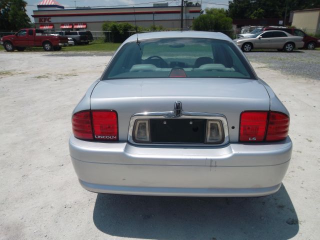Lincoln LS 2000 photo 2