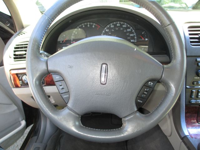 Lincoln LS 2001 photo 1