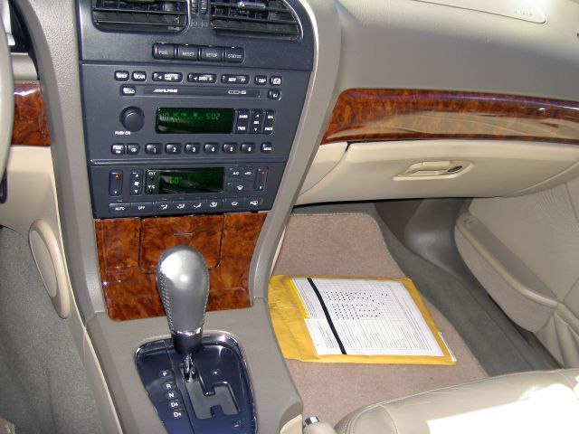 Lincoln LS 2001 photo 11