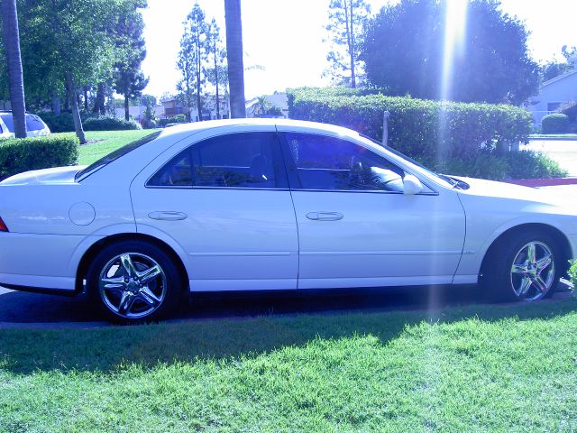 Lincoln LS 2001 photo 8
