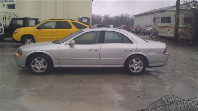 Lincoln LS 2001 photo 1