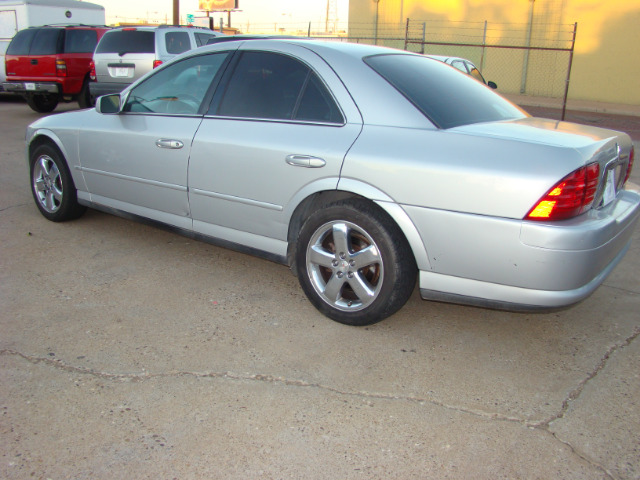 Lincoln LS 2001 photo 1