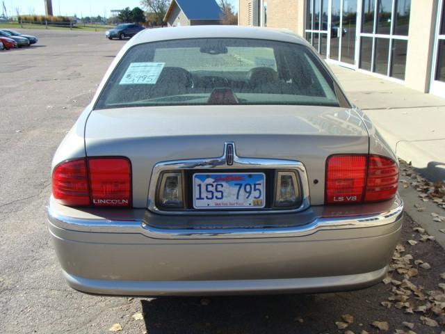 Lincoln LS 2001 photo 4