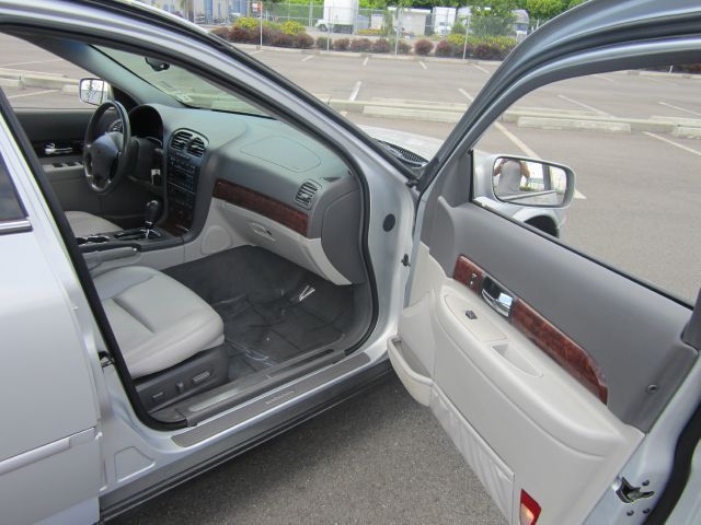 Lincoln LS SE-R Sedan