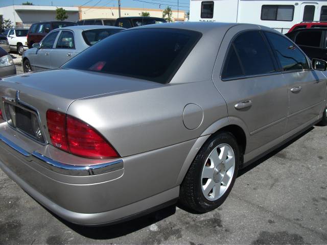Lincoln LS 2002 photo 4