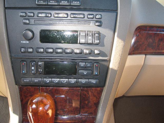 Lincoln LS 2002 photo 4