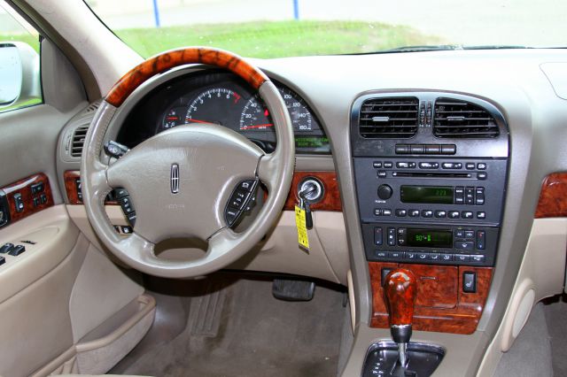 Lincoln LS 2002 photo 2