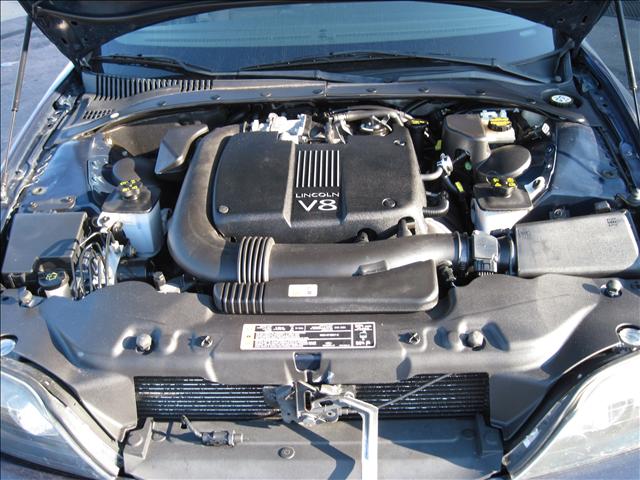 Lincoln LS 2002 photo 5