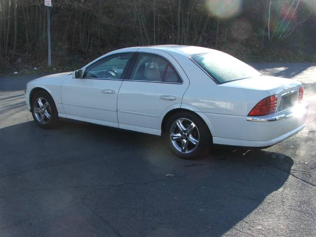 Lincoln LS Red Line Sedan
