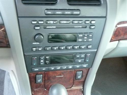 Lincoln LS 2002 photo 1