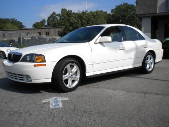 Lincoln LS 2002 photo 1