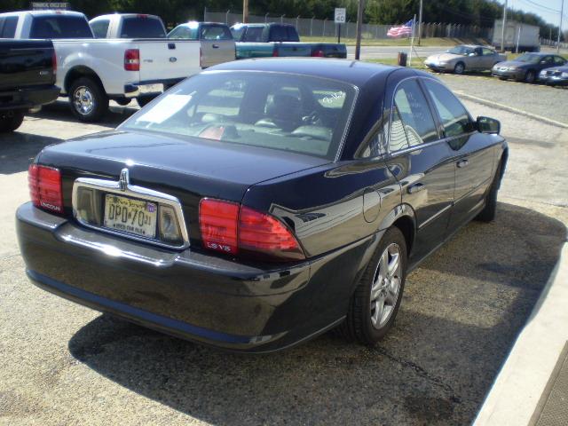 Lincoln LS SE-R Sedan