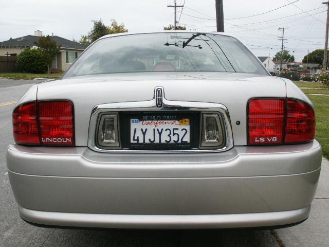 Lincoln LS 2002 photo 2