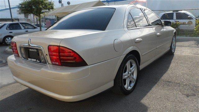 Lincoln LS 2002 photo 2