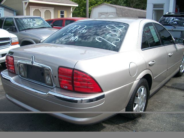 Lincoln LS 2002 photo 1