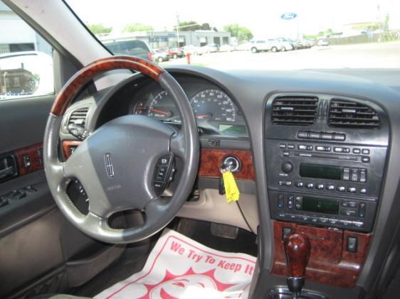 Lincoln LS 2002 photo 2