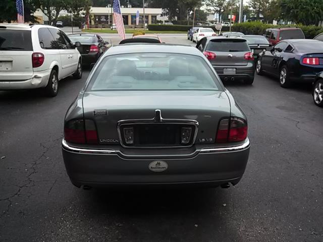 Lincoln LS 2003 photo 1