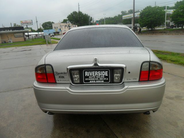 Lincoln LS 2004 photo 3