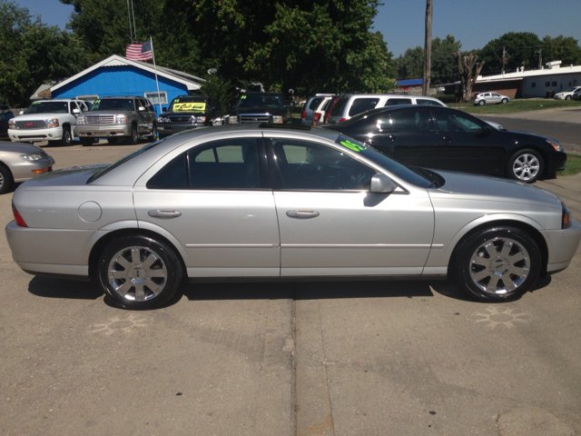 Lincoln LS 2005 photo 1