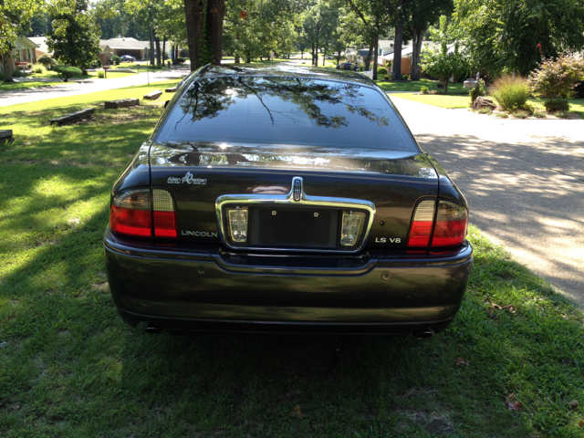 Lincoln LS 2005 photo 4