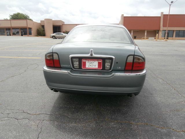 Lincoln LS 2005 photo 2