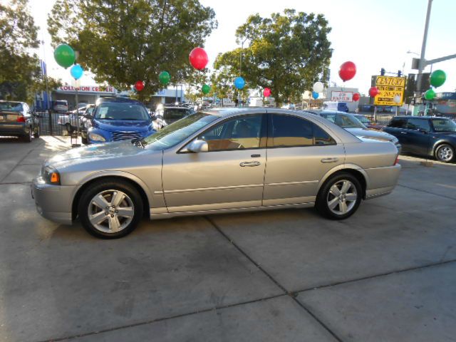 Lincoln LS 2006 photo 2