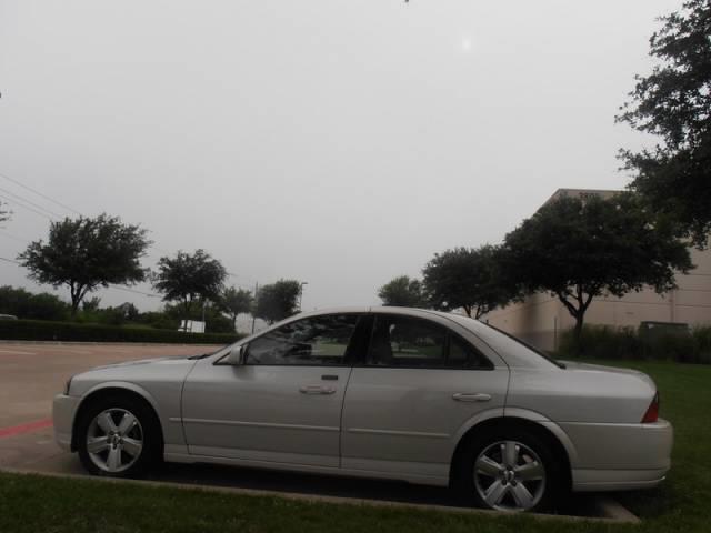 Lincoln LS 2006 photo 8