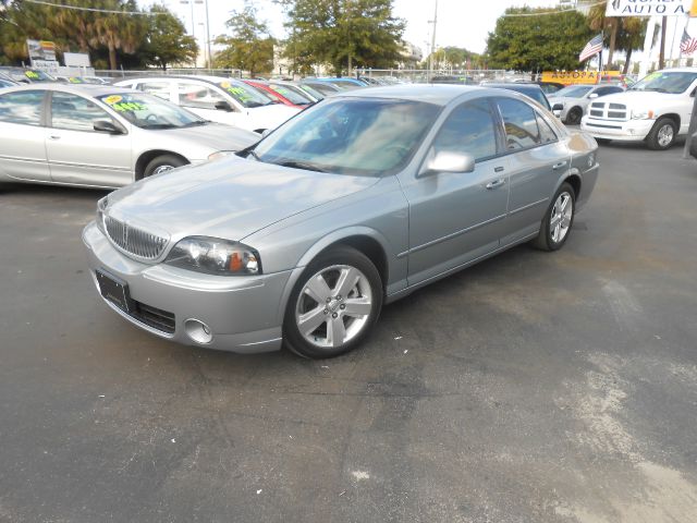 Lincoln LS 2006 photo 2