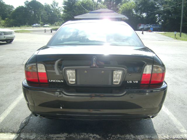 Lincoln LS 2006 photo 3