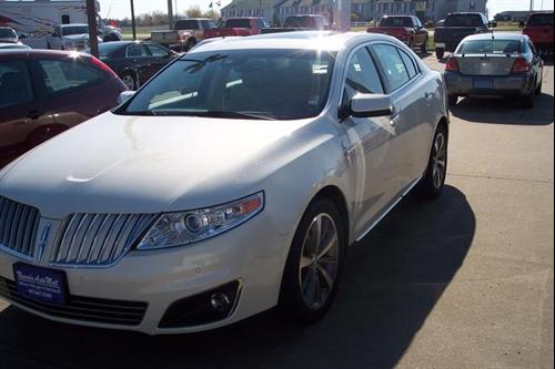 Lincoln MKS 2009 photo 1
