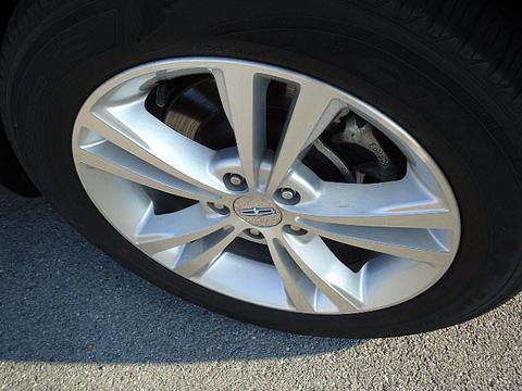 Lincoln MKS 2009 photo 1